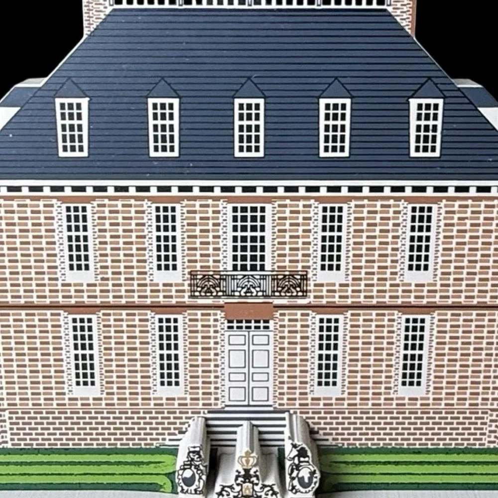Governor's Palace Williamsburg, Virginia Shelia's Shelf Sitter 1997